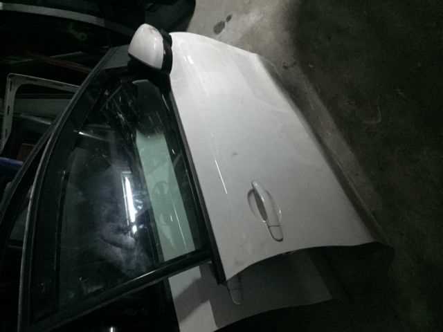 Volkswagen Polo 2010-2015 Çıkma Yedek Sag Kapı Camı